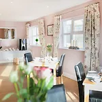 Caravogue House 4* Trim