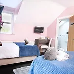 Caravogue House Guest house