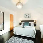 Caravogue House 4* Trim