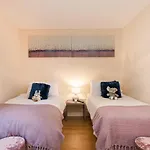 Guest house Caravogue House 4*