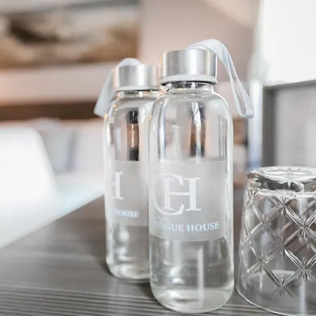 Caravogue House Gasthuis Trim