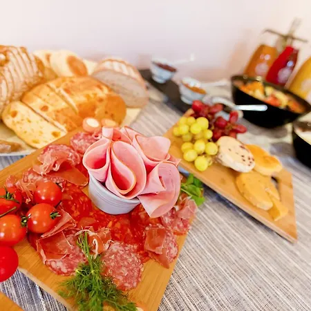 بيت ضيافة Caravogue House 4*