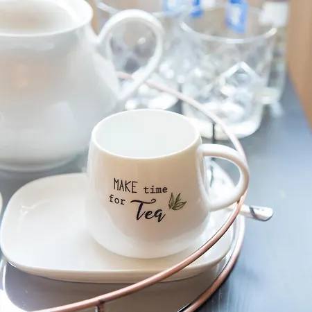 Caravogue House Gasthuis Trim