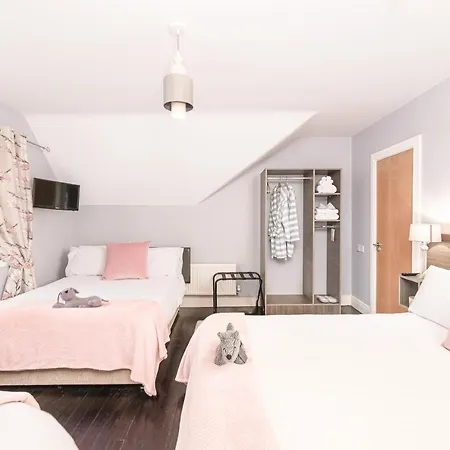 Caravogue House تريم