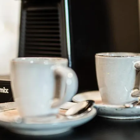 Caravogue House Gasthuis Trim