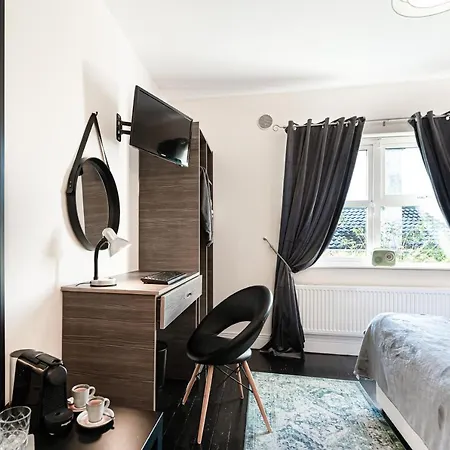 Caravogue House تريم