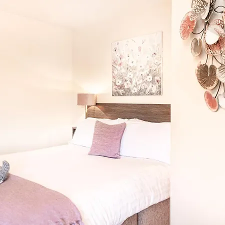 Caravogue House Gasthuis Trim