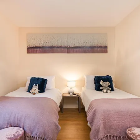 بيت ضيافة Caravogue House 4*