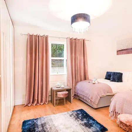 بيت ضيافة Caravogue House