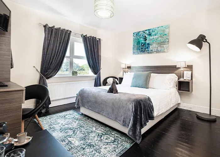 Caravogue House Trim